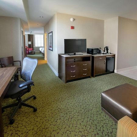 The Hilton Garden Inn Buffalo-Downtown Экстерьер фото