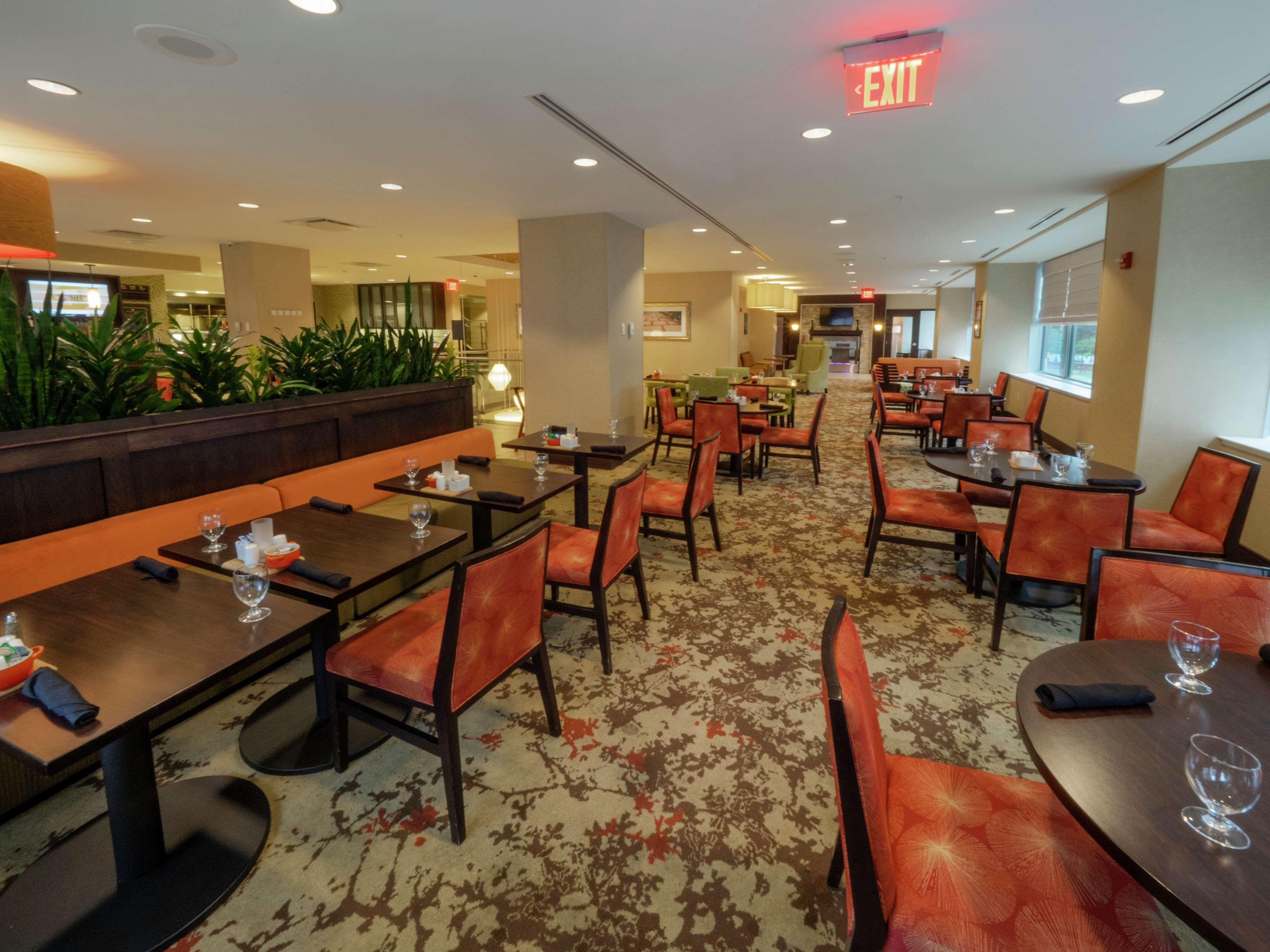 The Hilton Garden Inn Buffalo-Downtown Экстерьер фото