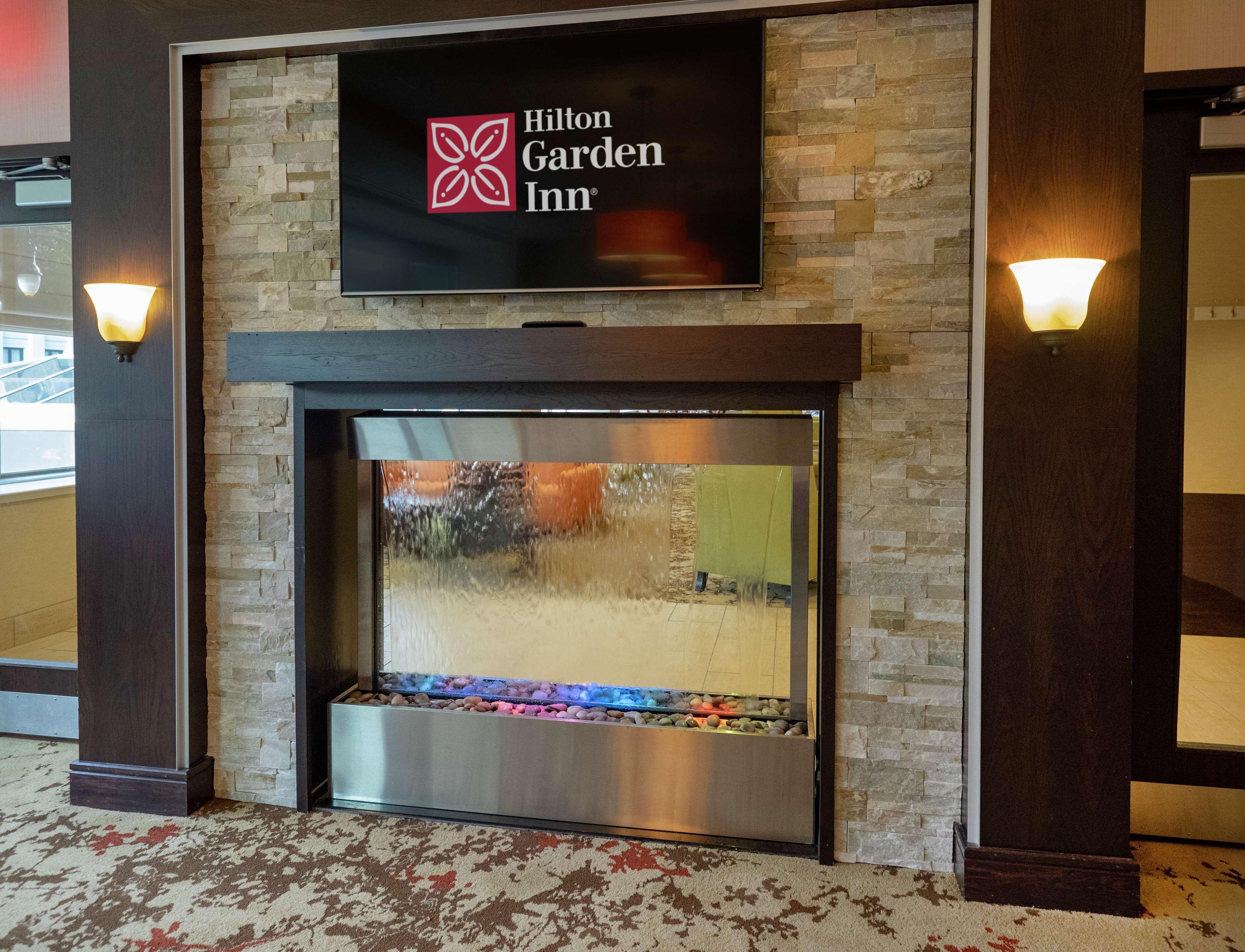 The Hilton Garden Inn Buffalo-Downtown Экстерьер фото